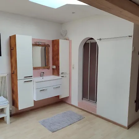 Haus Enzian Apartment