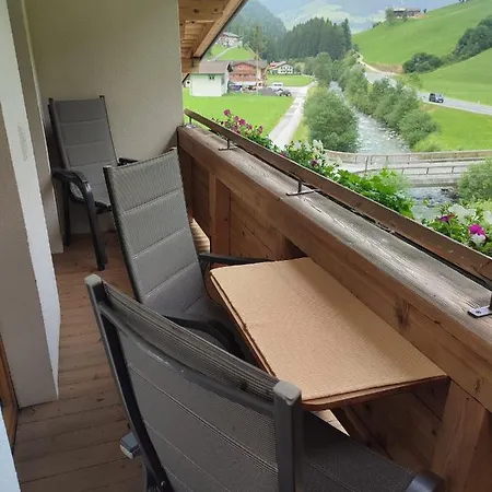 Apartment Haus Enzian *