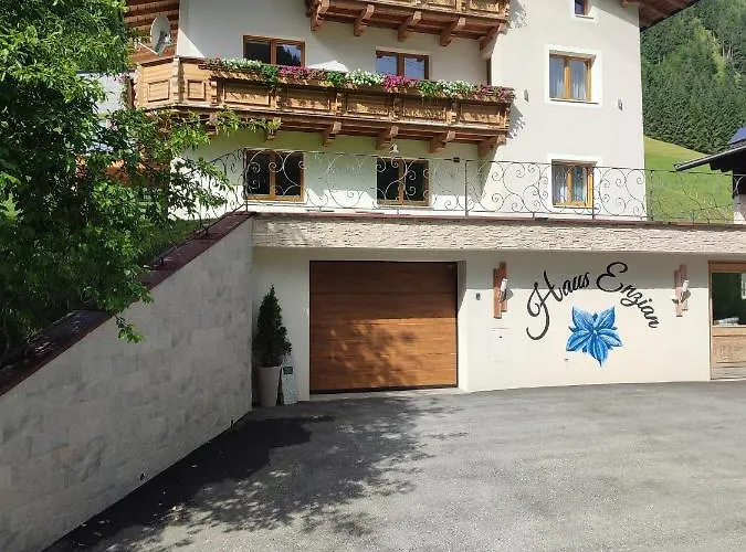 Haus Enzian * Mittersill